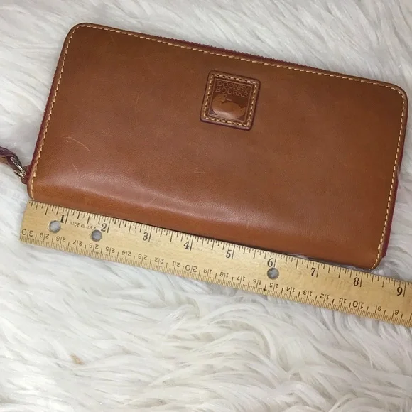 Dooney Florentine leather large wallet zip around - Picture 4 of 14